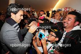 Sergio Perez (MEX) Sahara Force India F1 signs autographs for the fans. 21.01.2015.  Force India F1 Team Livery Reveal, Soumaya Museum, Mexico City, Mexico.