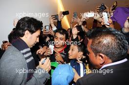 Sergio Perez (MEX) Sahara Force India F1 signs autographs for the fans. 21.01.2015.  Force India F1 Team Livery Reveal, Soumaya Museum, Mexico City, Mexico.