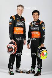 (L to R): Nico Hulkenberg (GER) Sahara Force India F1 with team mate Sergio Perez (MEX) Sahara Force India F1. 21.01.2015.  Force India F1 Team Livery Reveal, Soumaya Museum, Mexico City, Mexico.