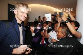 Nico Hulkenberg (GER) Sahara Force India F1 signs autographs for the fans. 21.01.2015.  Force India F1 Team Livery Reveal, Soumaya Museum, Mexico City, Mexico.