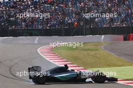 Lewis Hamilton (GBR) Mercedes AMG F1 W06 spins in the first practice session. 03.07.2015. Formula 1 World Championship, Rd 9, British Grand Prix, Silverstone, England, Practice Day.