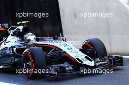Sergio Perez (MEX) Sahara Force India F1 VJM08 front wing. 03.07.2015. Formula 1 World Championship, Rd 9, British Grand Prix, Silverstone, England, Practice Day.