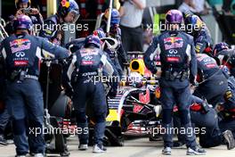 Daniel Ricciardo (AUS), Red Bull Racing  05.07.2015. Formula 1 World Championship, Rd 9, British Grand Prix, Silverstone, England, Race Day.