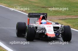Will Stevens (GBR) Manor Marussia F1 Team pits with a broken front wing. 05.07.2015. Formula 1 World Championship, Rd 9, British Grand Prix, Silverstone, England, Race Day.