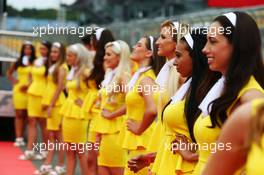 Grid girls on the drivers parade. 05.07.2015. Formula 1 World Championship, Rd 9, British Grand Prix, Silverstone, England, Race Day.