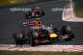 Daniil Kvyat (RUS) Red Bull Racing RB11. 26.07.2015. Formula 1 World Championship, Rd 10, Hungarian Grand Prix, Budapest, Hungary, Race Day.