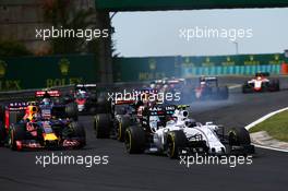 Valtteri Bottas (FIN) Williams FW37 at the start of the race. 26.07.2015. Formula 1 World Championship, Rd 10, Hungarian Grand Prix, Budapest, Hungary, Race Day.