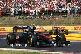Jenson Button (GBR) McLaren MP4-30. 26.07.2015. Formula 1 World Championship, Rd 10, Hungarian Grand Prix, Budapest, Hungary, Race Day.