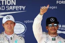 Nico Rosberg (GER), Mercedes AMG F1 Team and Lewis Hamilton (GBR), Mercedes AMG F1 Team  25.07.2015. Formula 1 World Championship, Rd 10, Hungarian Grand Prix, Budapest, Hungary, Qualifying Day.