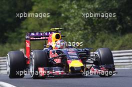 Daniil Kvyat (RUS) Red Bull Racing RB11. 25.07.2015. Formula 1 World Championship, Rd 10, Hungarian Grand Prix, Budapest, Hungary, Qualifying Day.
