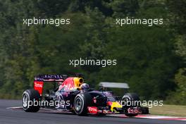 Daniel Ricciardo (AUS), Red Bull Racing  25.07.2015. Formula 1 World Championship, Rd 10, Hungarian Grand Prix, Budapest, Hungary, Qualifying Day.