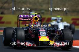 Daniil Kvyat (RUS) Red Bull Racing RB11. 25.07.2015. Formula 1 World Championship, Rd 10, Hungarian Grand Prix, Budapest, Hungary, Qualifying Day.