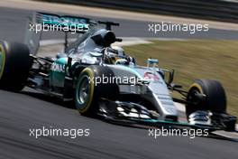 Lewis Hamilton (GBR), Mercedes AMG F1 Team  25.07.2015. Formula 1 World Championship, Rd 10, Hungarian Grand Prix, Budapest, Hungary, Qualifying Day.