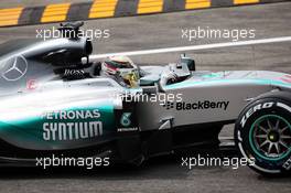 Lewis Hamilton (GBR) Mercedes AMG F1 W06. 04.09.2015. Formula 1 World Championship, Rd 12, Italian Grand Prix, Monza, Italy, Practice Day.