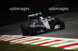 Lewis Hamilton (GBR) Mercedes AMG F1 W06. 04.09.2015. Formula 1 World Championship, Rd 12, Italian Grand Prix, Monza, Italy, Practice Day.