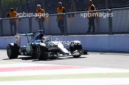 Race winner Lewis Hamilton (GBR) Mercedes AMG F1 W06 celebrates as he enters parc ferme. 06.09.2015. Formula 1 World Championship, Rd 12, Italian Grand Prix, Monza, Italy, Race Day.