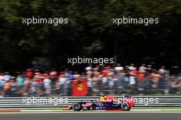 Daniil Kvyat (RUS) Red Bull Racing RB11. 06.09.2015. Formula 1 World Championship, Rd 12, Italian Grand Prix, Monza, Italy, Race Day.