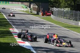 Daniil Kvyat (RUS) Red Bull Racing RB11. 06.09.2015. Formula 1 World Championship, Rd 12, Italian Grand Prix, Monza, Italy, Race Day.