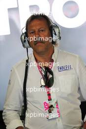 Lucas Nylund (FIN) Endless Brake Technology (Europe) Manager, in the Mercedes AMG F1 pit garage. 05.09.2015. Formula 1 World Championship, Rd 12, Italian Grand Prix, Monza, Italy, Qualifying Day.