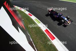 Carlos Sainz Jr (ESP) Scuderia Toro Rosso STR10. 05.09.2015. Formula 1 World Championship, Rd 12, Italian Grand Prix, Monza, Italy, Qualifying Day.