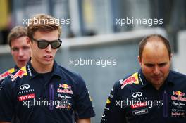 (L to R): Daniil Kvyat (RUS) Red Bull Racing with Gianpiero Lambiase (ITA) Red Bull Racing Engineer. 03.09.2015. Formula 1 World Championship, Rd 12, Italian Grand Prix, Monza, Italy, Preparation Day.