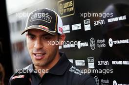Pastor Maldonado (VEN) Lotus F1 Team with the media. 03.09.2015. Formula 1 World Championship, Rd 12, Italian Grand Prix, Monza, Italy, Preparation Day.