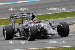 Daniil Kvyat (RUS) Red Bull Racing RB11 running without a front wing. 02.02.2015. Formula One Testing, Day Two, Jerez, Spain.