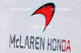 McLaren Honda logo. 01.02.2015. Formula One Testing, Day One, Jerez, Spain.