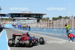 Carlos Sainz Jr (ESP) Scuderia Toro Rosso STR10 leaves the pits. 01.02.2015. Formula One Testing, Day One, Jerez, Spain.