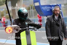 Mercedes AMG F1 practice pit stops. 03.02.2015. Formula One Testing, Day Three, Jerez, Spain.