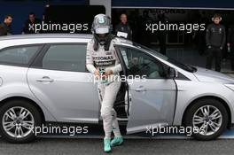 Nico Rosberg (GER) Mercedes AMG F1 arrives back in the pits after stopping on the circuit. 03.02.2015. Formula One Testing, Day Three, Jerez, Spain.