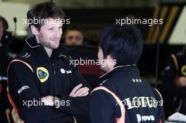 Romain Grosjean (FRA) Lotus F1 Team with Ayao Komatsu (JPN) Lotus F1 Team Race Engineer. 03.02.2015. Formula One Testing, Day Three, Jerez, Spain.