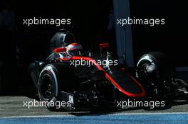 Jenson Button (GBR) McLaren MP4-30 leaves the pits. 04.02.2015. Formula One Testing, Day Four, Jerez, Spain.