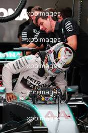 Lewis Hamilton (GBR) Mercedes AMG F1 W06. 25.09.2015. Formula 1 World Championship, Rd 14, Japanese Grand Prix, Suzuka, Japan, Practice Day.