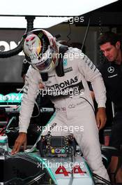 Lewis Hamilton (GBR) Mercedes AMG F1 W06. 25.09.2015. Formula 1 World Championship, Rd 14, Japanese Grand Prix, Suzuka, Japan, Practice Day.