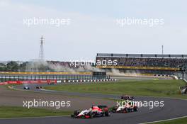 Will Stevens (GBR) Manor Marussia F1 Team at the start of the race. 27.09.2015. Formula 1 World Championship, Rd 14, Japanese Grand Prix, Suzuka, Japan, Race Day.
