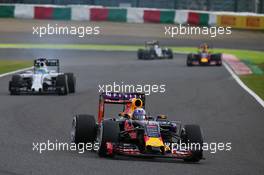 Daniel Ricciardo (AUS) Red Bull Racing RB11. 27.09.2015. Formula 1 World Championship, Rd 14, Japanese Grand Prix, Suzuka, Japan, Race Day.
