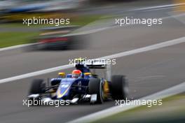 Felipe Nasr (BRA), Sauber F1 Team  26.09.2015. Formula 1 World Championship, Rd 14, Japanese Grand Prix, Suzuka, Japan, Qualifying Day.