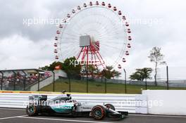 Lewis Hamilton (GBR) Mercedes AMG F1 W06. 26.09.2015. Formula 1 World Championship, Rd 14, Japanese Grand Prix, Suzuka, Japan, Qualifying Day.