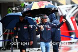 Carlos Sainz Jr (ESP) Scuderia Toro Rosso. 24.09.2015. Formula 1 World Championship, Rd 14, Japanese Grand Prix, Suzuka, Japan, Preparation Day.