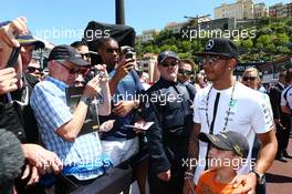 Lewis Hamilton (GBR) Mercedes AMG F1 with fans. 22.05.2015. Formula 1 World Championship, Rd 6, Monaco Grand Prix, Monte Carlo, Monaco, Friday.