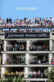 Fans in the Fairmont Monte Carlo Hotel. 24.05.2015. Formula 1 World Championship, Rd 6, Monaco Grand Prix, Monte Carlo, Monaco, Race Day.