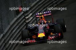 Daniil Kvyat (RUS) Red Bull Racing RB11. 23.05.2015. Formula 1 World Championship, Rd 6, Monaco Grand Prix, Monte Carlo, Monaco, Qualifying Day