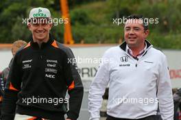 (L to R): Nico Hulkenberg (GER) Sahara Force India F1 with Eric Boullier (FRA) McLaren Racing Director. 21.05.2015. Formula 1 World Championship, Rd 6, Monaco Grand Prix, Monte Carlo, Monaco, Practice Day.