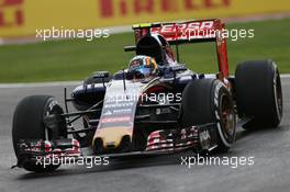Carlos Sainz Jr (ESP) Scuderia Toro Rosso STR10. 30.10.2015. Formula 1 World Championship, Rd 17, Mexican Grand Prix, Mexixo City, Mexico, Practice Day.