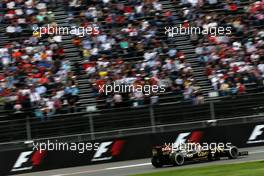 Romain Grosjean (FRA), Lotus F1 Team  30.10.2015. Formula 1 World Championship, Rd 17, Mexican Grand Prix, Mexixo City, Mexico, Practice Day.