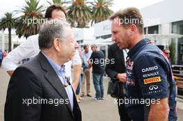 (L to R): Jean Todt (FRA) FIA President with Christian Horner (GBR) Red Bull Racing Team Principal. 30.10.2015. Formula 1 World Championship, Rd 17, Mexican Grand Prix, Mexixo City, Mexico, Practice Day.