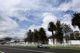 Lewis Hamilton (GBR), Mercedes AMG F1 Team  30.10.2015. Formula 1 World Championship, Rd 17, Mexican Grand Prix, Mexixo City, Mexico, Practice Day.