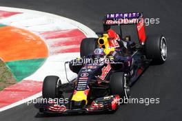Daniel Ricciardo (AUS) Red Bull Racing RB11. 30.10.2015. Formula 1 World Championship, Rd 17, Mexican Grand Prix, Mexixo City, Mexico, Practice Day.