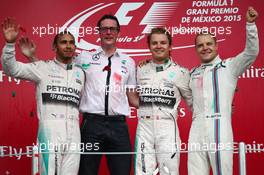 1st place Nico Rosberg (GER) Mercedes AMG F1 W06, 2nd place Lewis Hamilton (GBR) Mercedes AMG F1 W06 and 3rd place Valtteri Bottas (FIN) Williams FW37. 01.11.2015. Formula 1 World Championship, Rd 17, Mexican Grand Prix, Mexixo City, Mexico, Race Day.